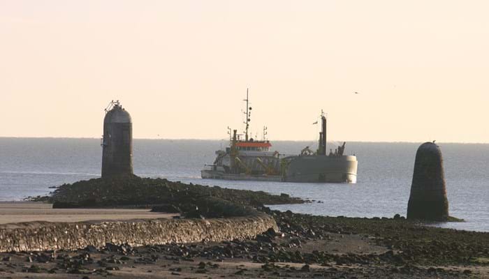 Irish_Dredging_-_Projects_-_Drogheda_Term_Maintenance.jpg