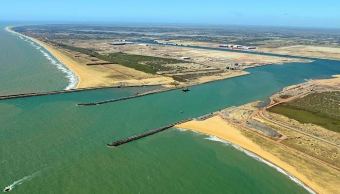 Dredging_ports_Acu_Brazil.jpg