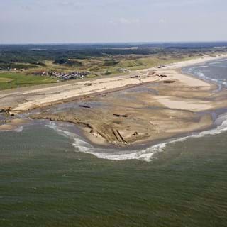 Dredging_coastal_defense.jpg